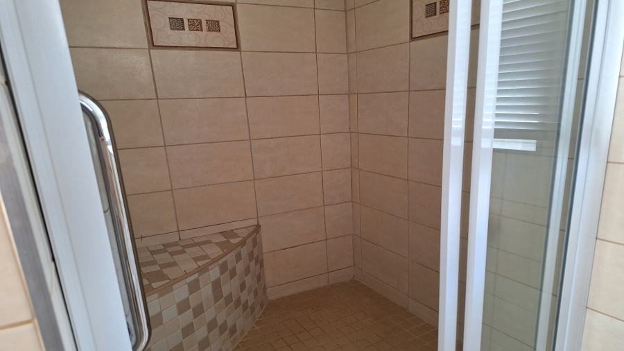 4 Bedroom Property for Sale in Brymore Eastern Cape